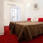 Napoleon Hotel