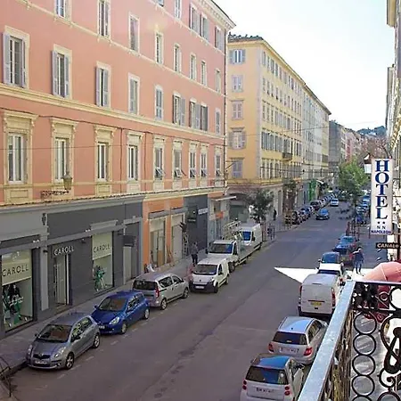 Hotel Napoleon 2*