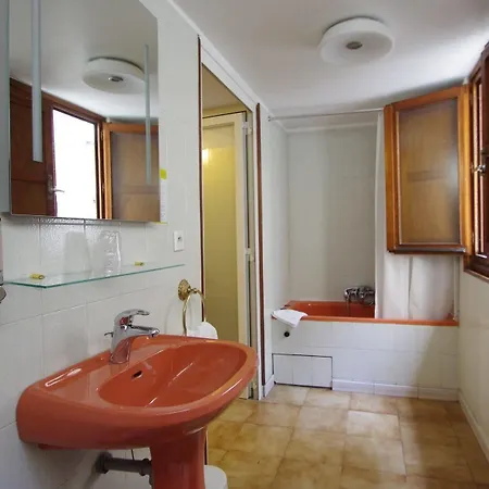 Hotell Napoleon 2*