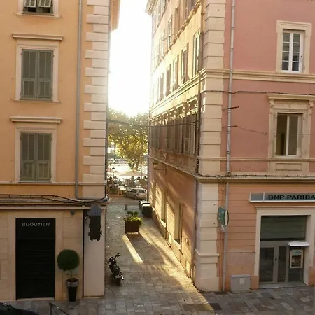 Hotel Napoleon 2*